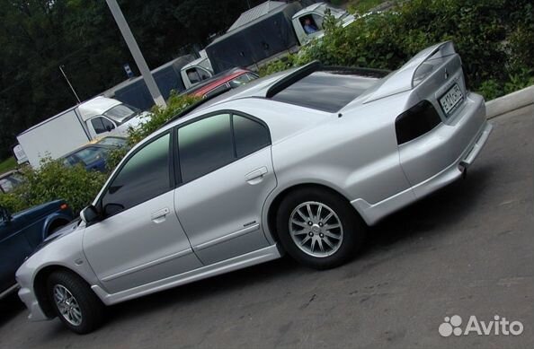 Спойлер на заднее стекло для Mitsubishi Galant 8