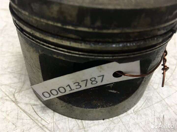 Поршень Audi 100 C4 1991-1994 V286D