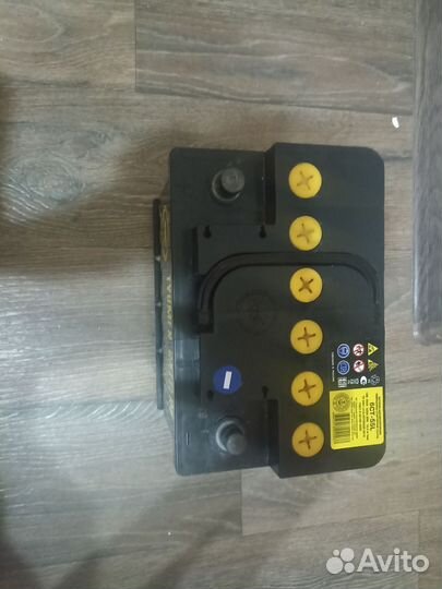 Автомобильный аккумулятор