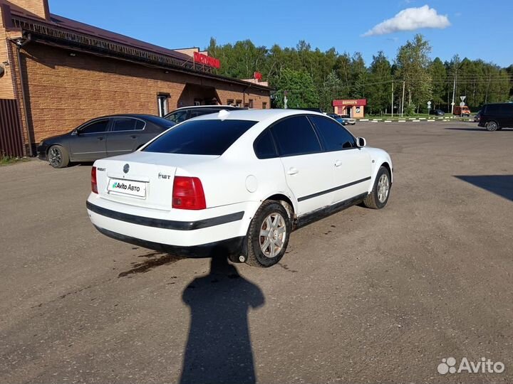 Volkswagen Passat 1.8 МТ, 1998, 180 000 км