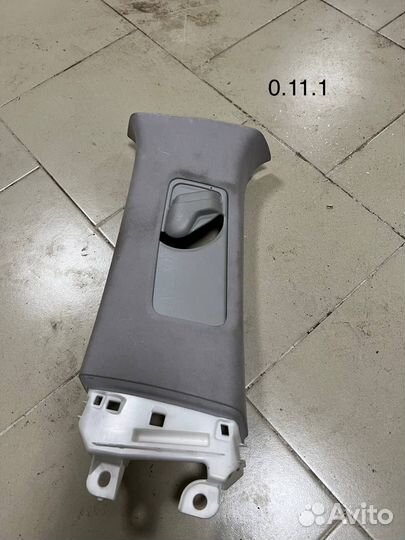 Обшивка средней стойки lexus rx 4