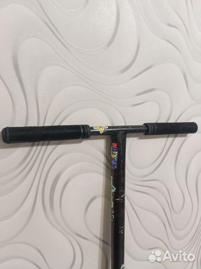 Руль tech team old boy и грипсы tech team пульс