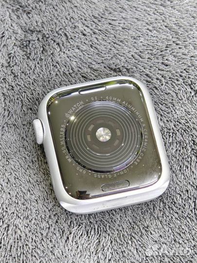 Apple Watch SE GPS Aluminum 40mm (1st gen)