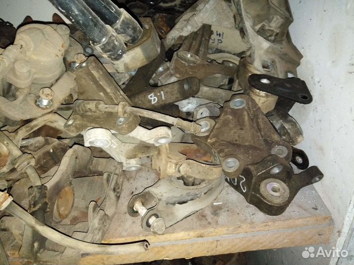 Подушка двигателя Ford Focus 2