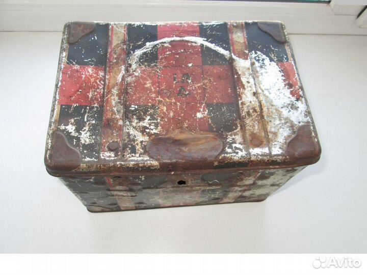 Жестяная коробка дингъ,до 1917г. 