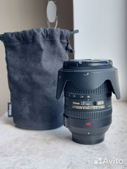 Объектив Nikon AF-S DX 18-200mm f/3.5-5.6G ED