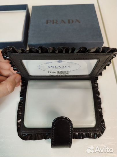 Визитница Prada