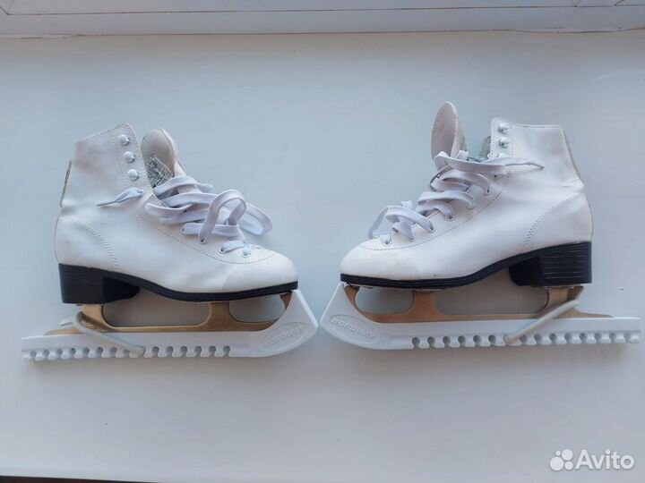 Коньки белые 38 р