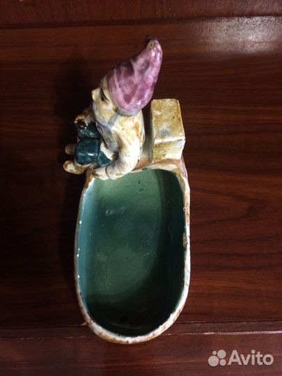 Старинная игрушка