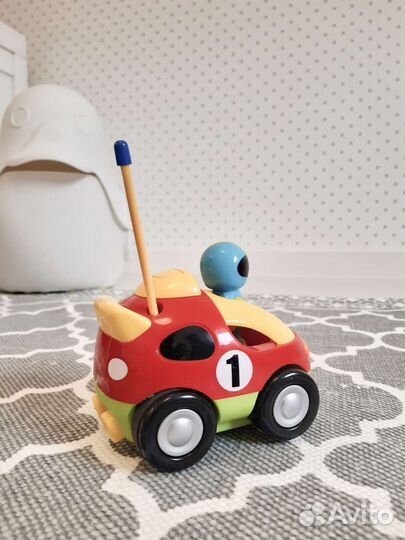 Машинка на радиоуправлении