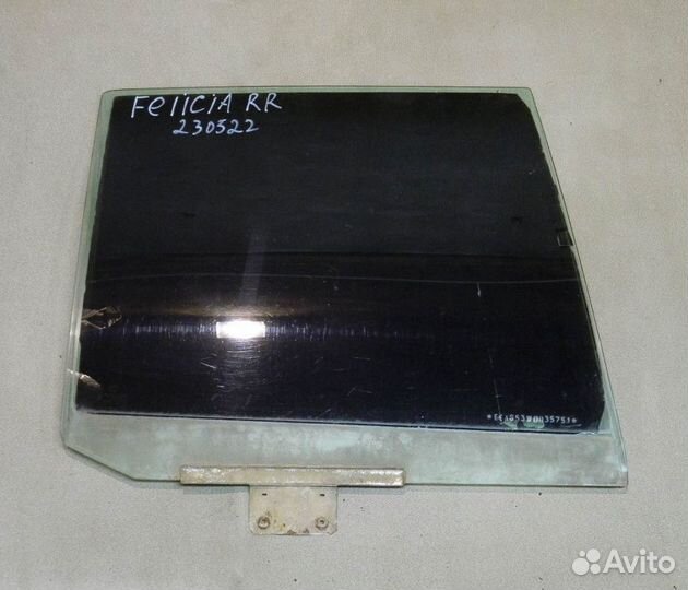 Стекло двери задней правой Felicia