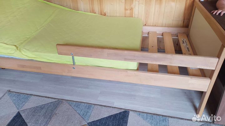 Детская кровать IKEA с матрасом