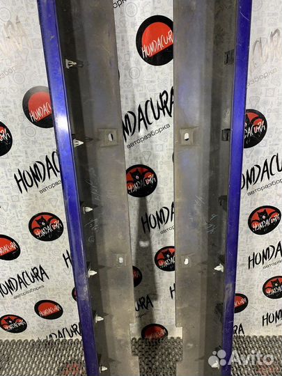 Накладка на порог Honda HR-V