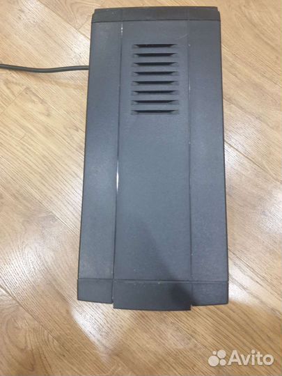 Бесперебойник APC Back-UPS 650, Ippon 500