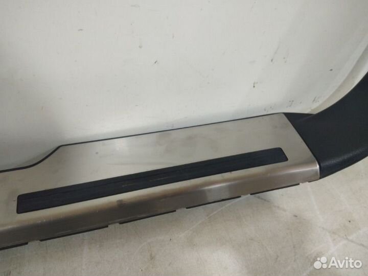 Накладка порога внутренняя передняя правая Lexus