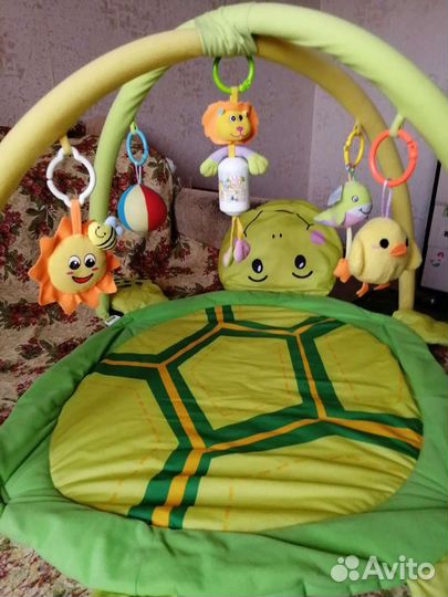 Развивающий коврик и игрушка подвеска для кроватки