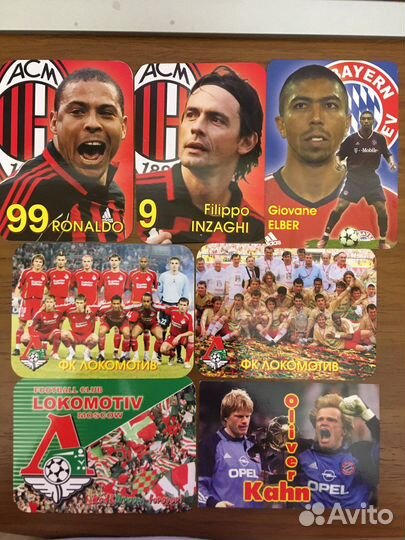 Футбольные календарики, брелоки, значки и др