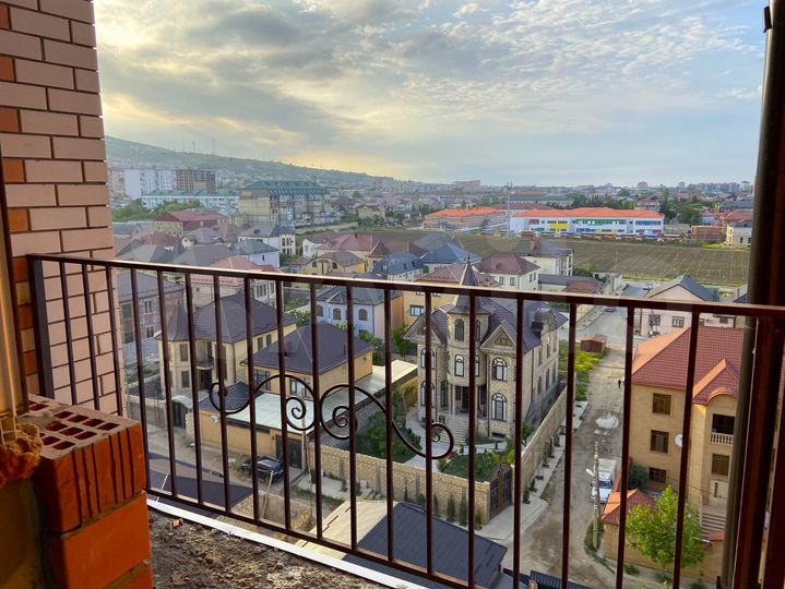 2-к. квартира, 68 м², 8/10 эт.