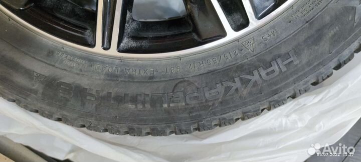 Nokian Tyres Hakkapeliitta 8 215/55 R17