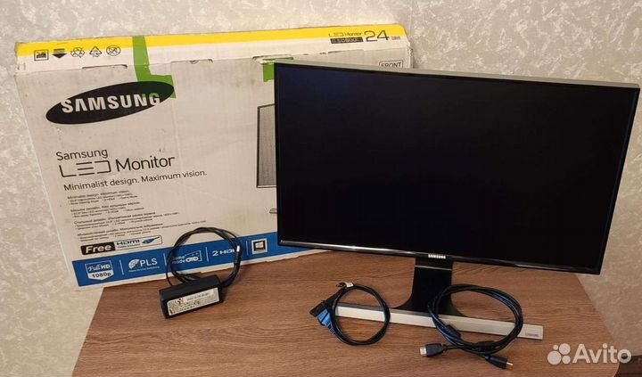 Монитор Samsung 23.6