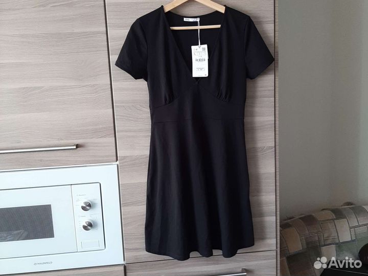 Платье новое Zara размер L(46-48 русс)