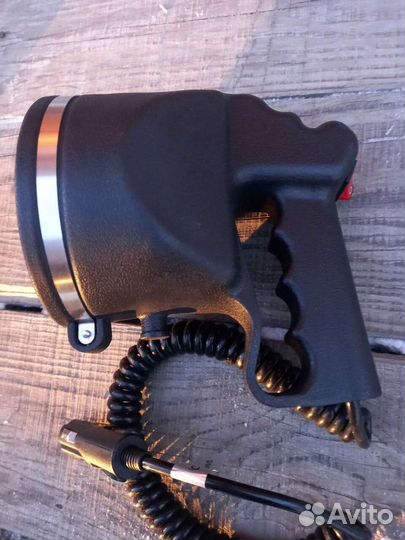 Фароискатель ксеноновый