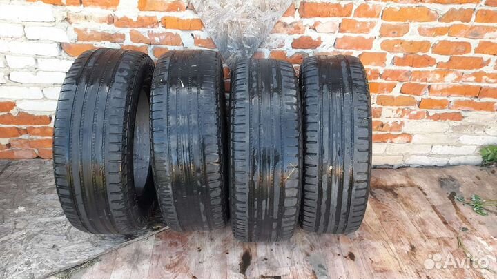 Nokian Tyres Hakka Blue SUV 235/65 R17 108V