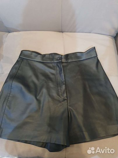 Кожаные шорты