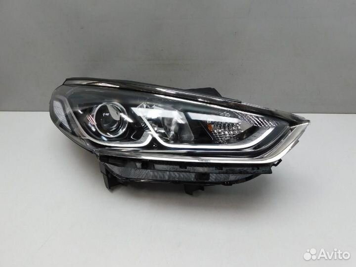 Фара правая Hyundai Sonata