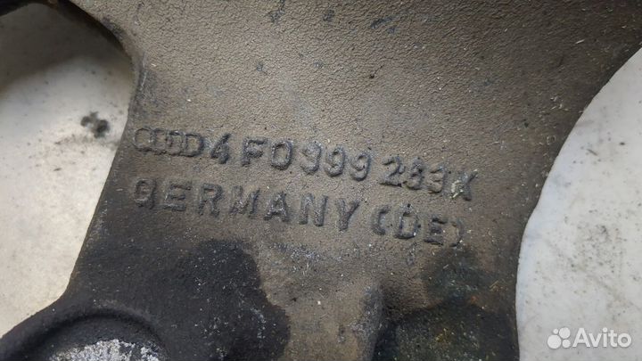 Подушка крепления кпп левая Audi A6 (C6), 2004