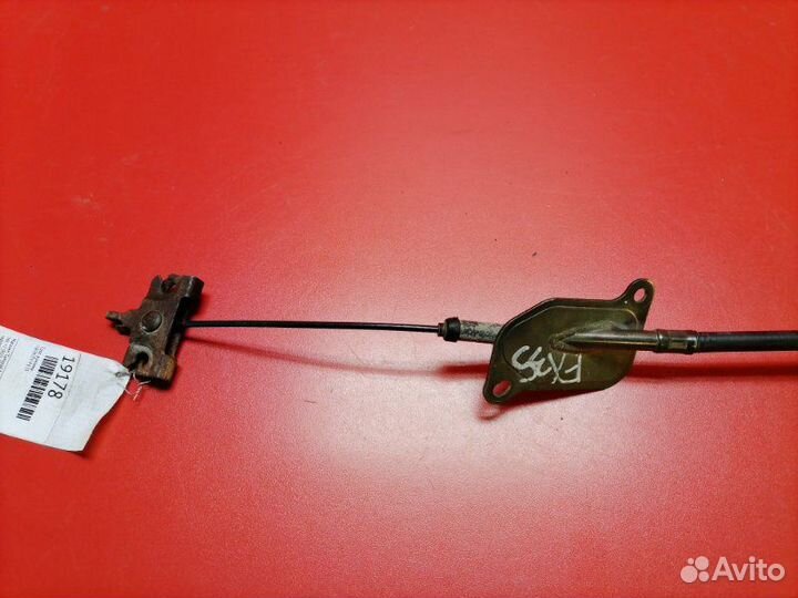 Трос стояночного тормоза передний Infiniti Fx35