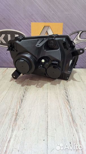 Фара Renault duster Лев