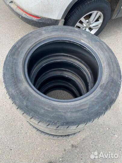 Continental ContiCrossContact LX2 215/65 R16