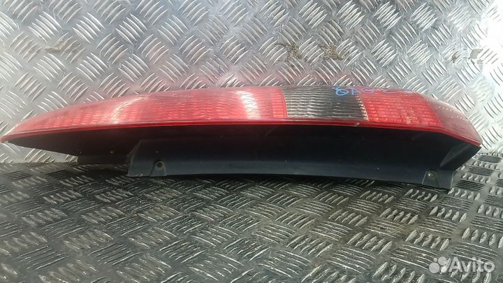 Фонарь Ford Fusion (2002-2012)