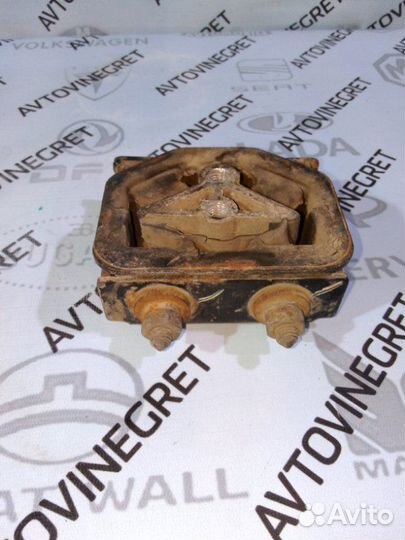 Подушка опора двигателя заз шанс Chevrolet Lanos