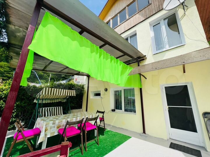 Дом 100 м² на участке 6 сот.