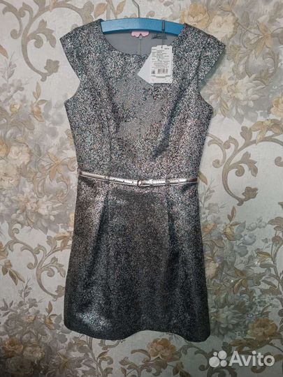 Платье для девочки новое