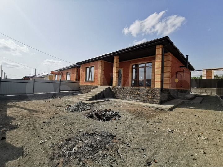 Дом 151,3 м² на участке 3,8 сот.