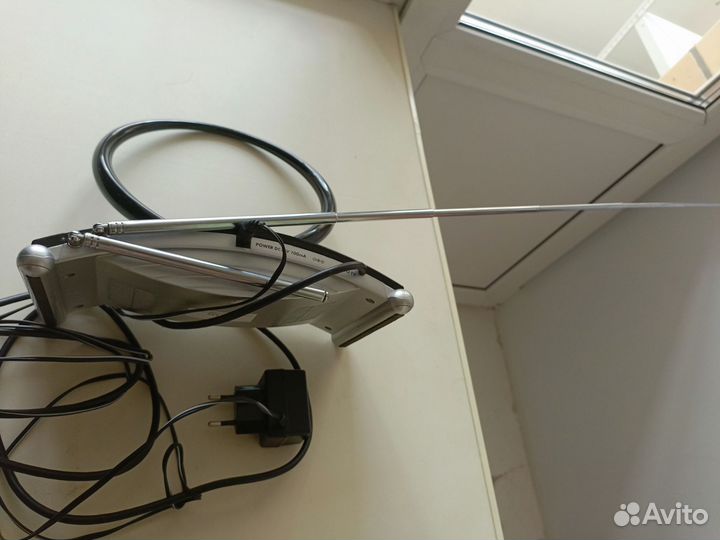 Комнатная универсальная антенна DAA 235