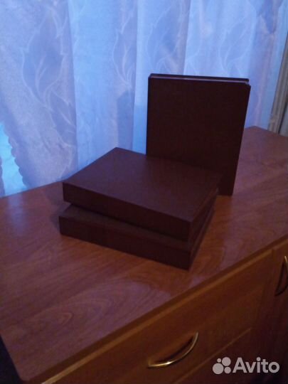 Пластиковые коробки