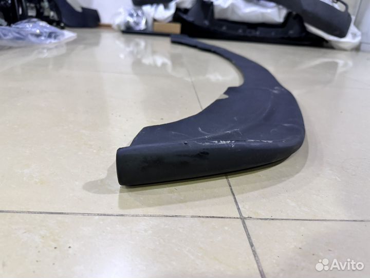 Губа бампера е211 mercedes