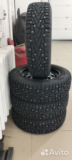 Pirelli ice zero 175 65 r14 в сборе на дисках