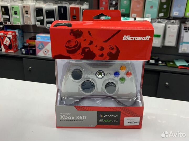 Джойстик на xbox 360 белый черный проводной