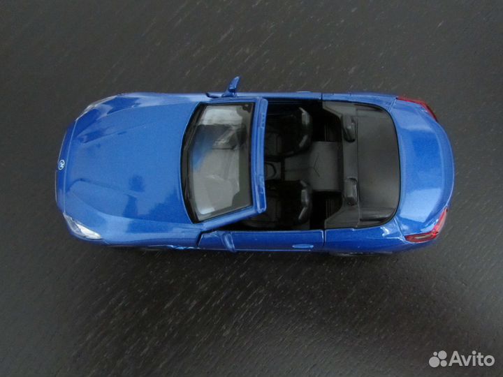 Модель BMW Z 4 M