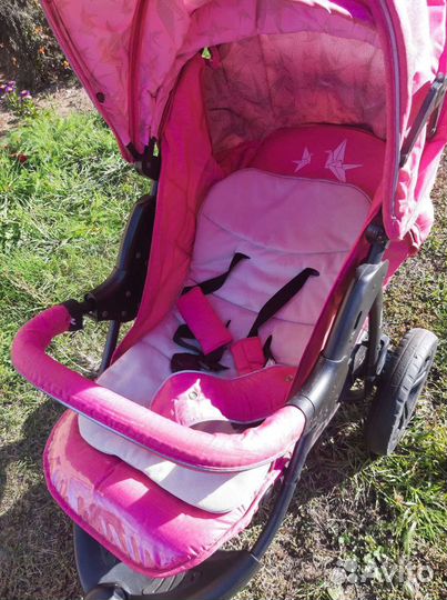 Прогулочная коляска