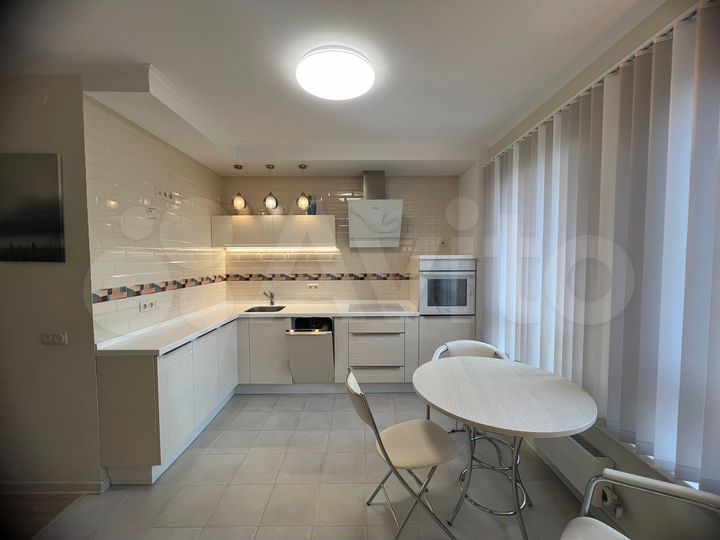 3-к. квартира, 94,5 м², 4/14 эт.