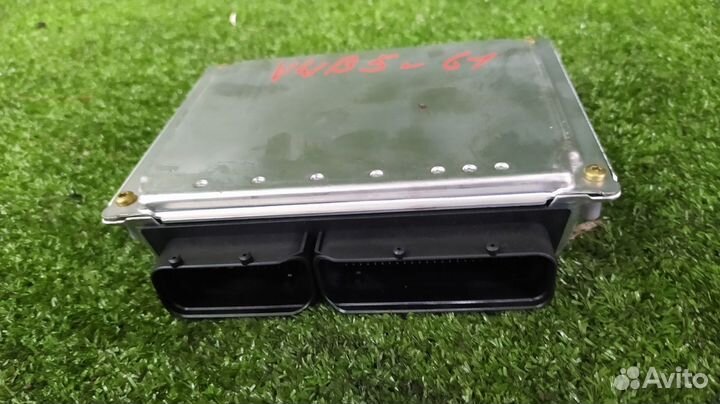 Блок управления двс Volkswagen Passat седан AMX