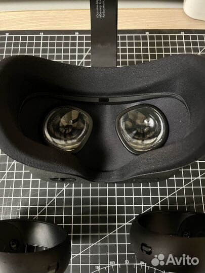 VR шлем Oculus Quest 1 128 GB