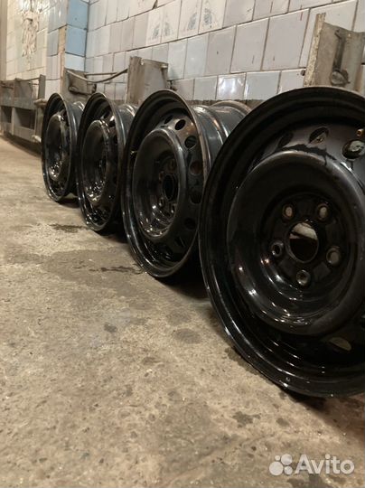 Диски на toyota corolla 16