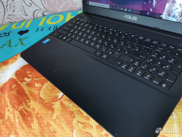 Новенький Asus i3-5(8GB+1TB+GeF920)